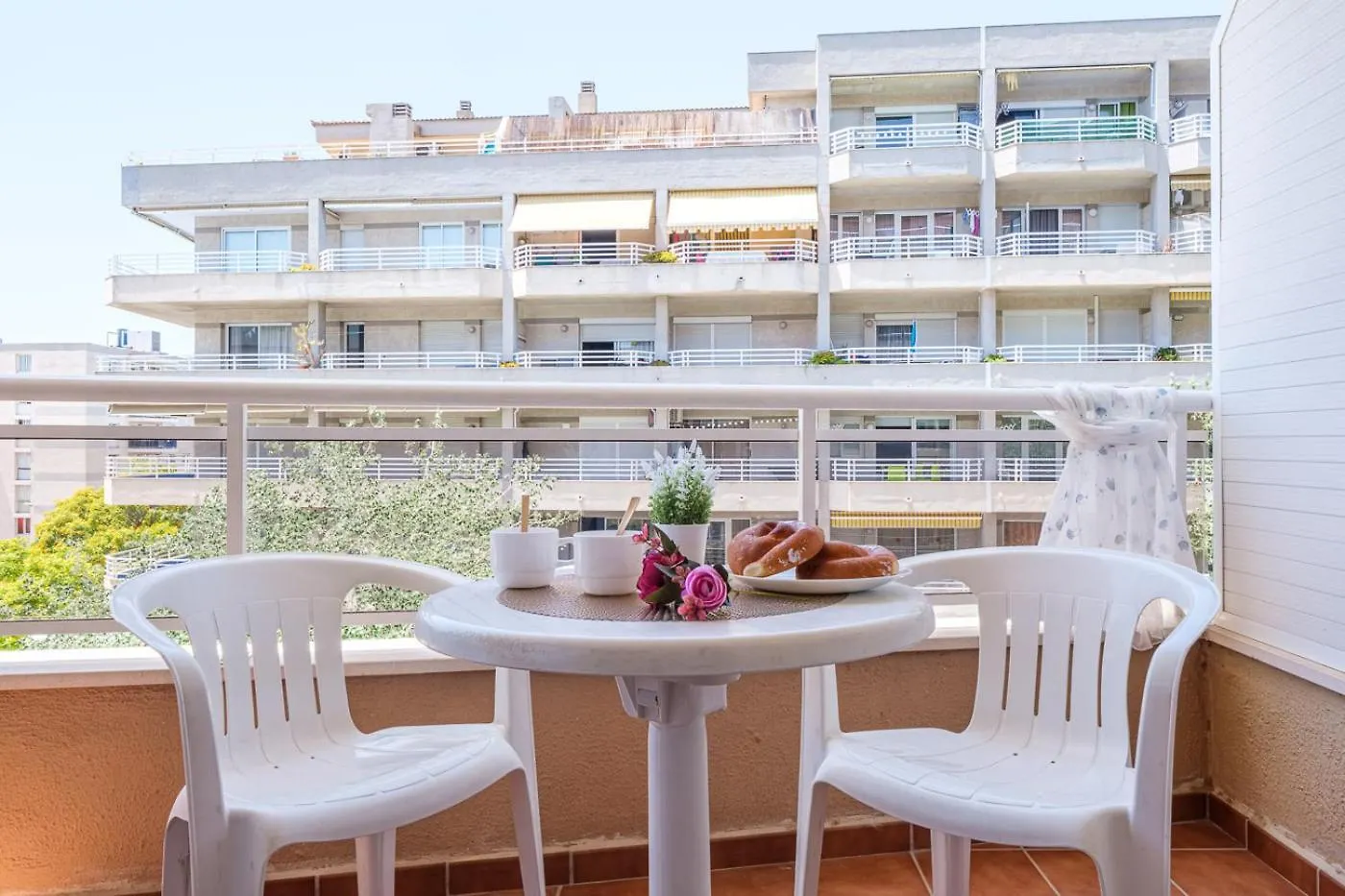 **  Aparthotel California Salou Espagne