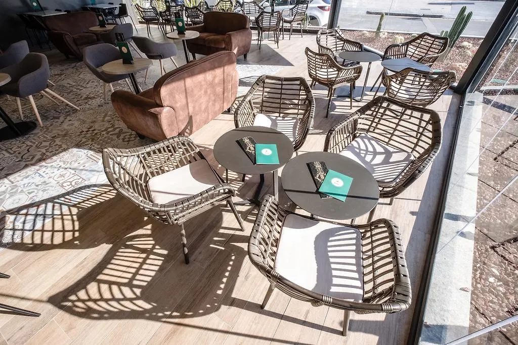 **  Aparthotel California Salou Espagne